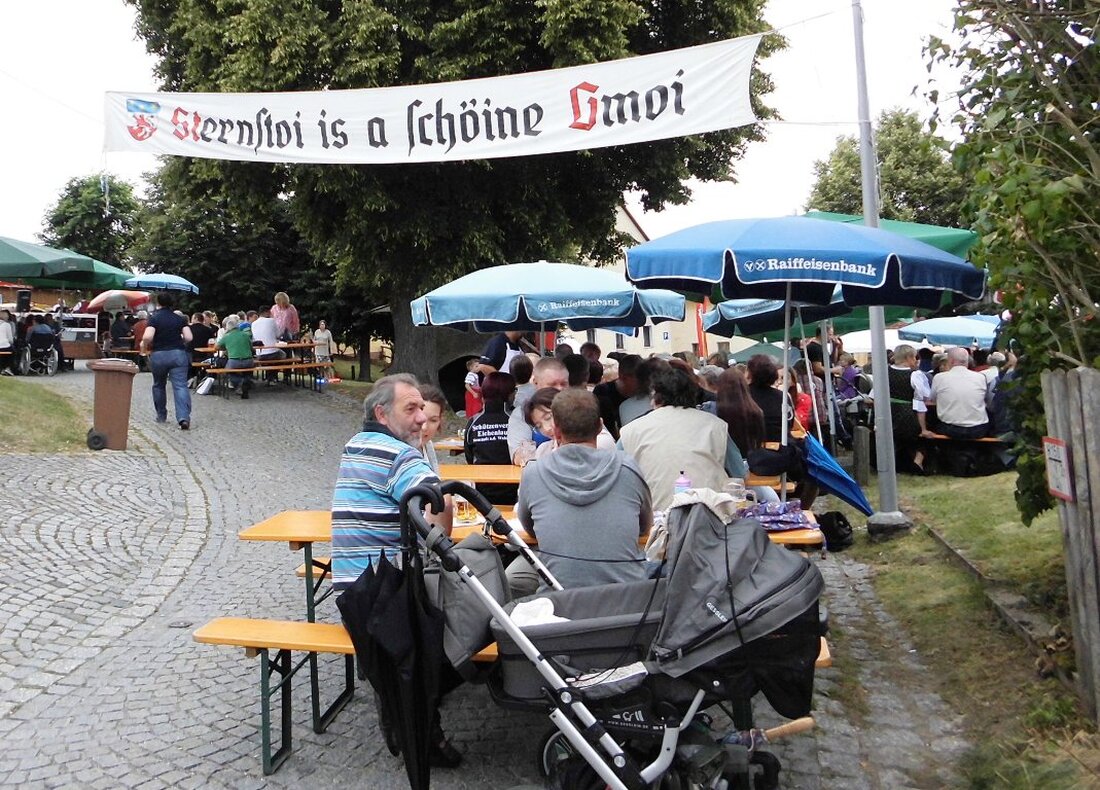 Störnstein. Trotz unbeständiger Witterung und einigen Regentropfen besuchten auch heuer wieder zahlreiche Personen das Störnsteiner Backofenfest, dass diesmal erstmalig an einem Samstag abgehalten wurde. Von Markus Döllinger Mit einem über die ganze Ortschaft [&hellip;]