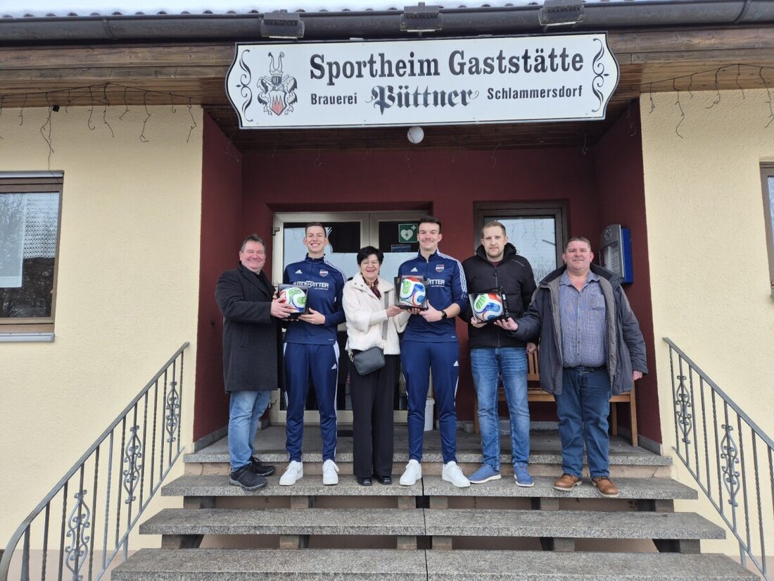 Vorbach. Der CSU-Ortsverband Vorbach-Oberbibrach hat dem FC Vorbach drei neue Spielbälle überreicht und damit für die stete Gastfreundschaft im Sportheim gedankt. Die Spende unterstreicht die enge Verbundenheit mit den Vereinen.