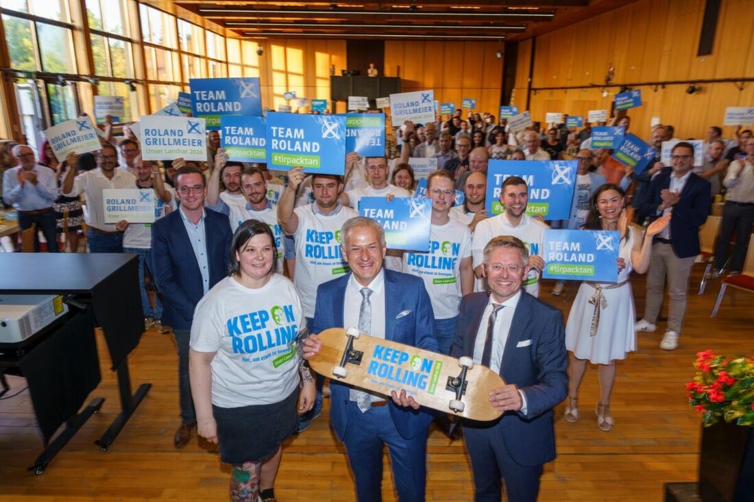 Tirschenreuth. Mit 100 Prozent Zustimmung wurde Amtsinhaber Roland Grillmeier am Freitagabend vom CSU-Kreisverband Tirschenreuth erneut als Landratskandidat für die Kommunalwahl 2026 nominiert. 