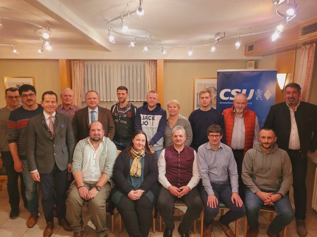 Vohenstrauß. Bei der Jahreshauptversammlung des CSU-Ortsverbands Vohenstrauß wurde Andreas Wutzlhofer als Erster Vorsitzender wiedergewählt und MdB Albert Rupprecht sprach über die Migrationsdebatte.