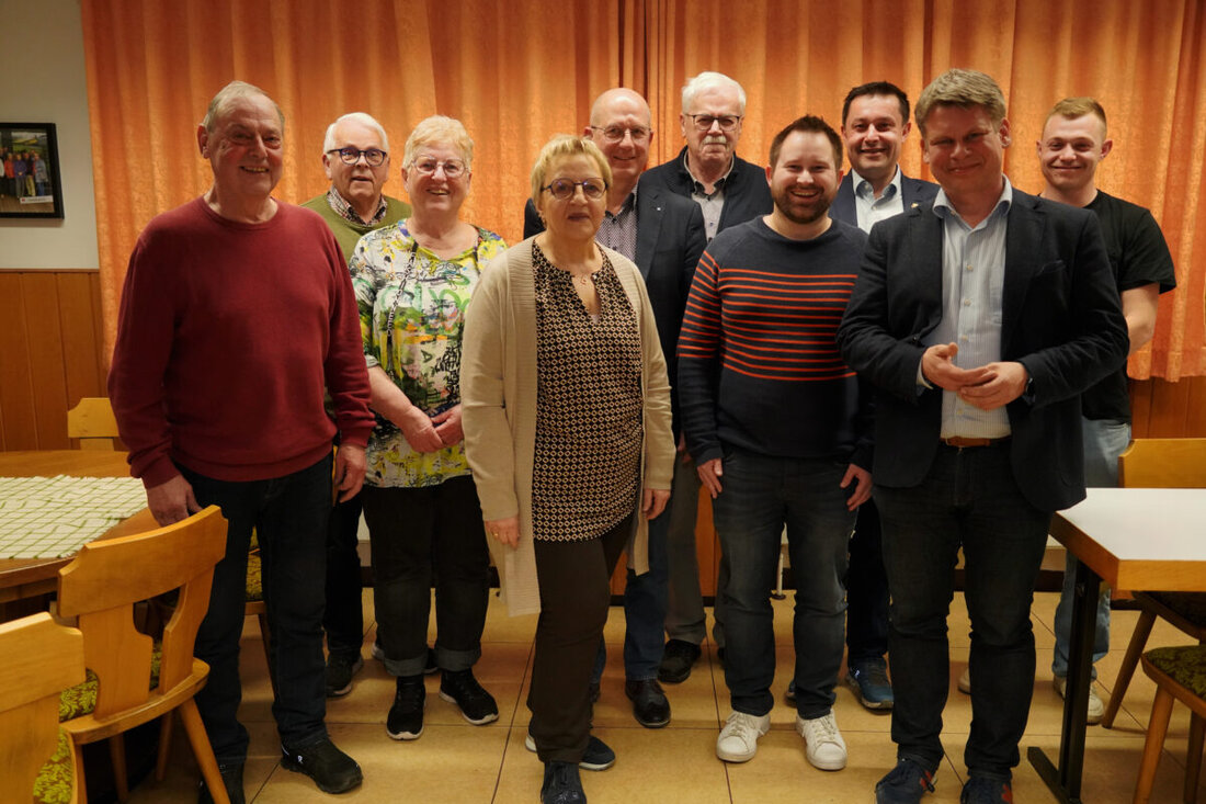 Weiden. Bei der Jahreshauptversammlung des CSU-Ortsverbandes Weiden Süd wurde unter anderem Peter Schröpf als Vorsitzender bestätigt und die Schwerpunkte für die Kommunalwahl 2026 diskutiert.