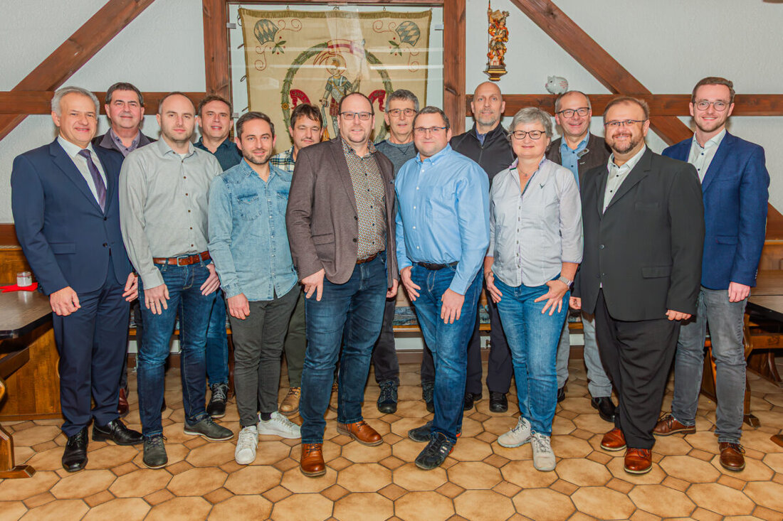 Unterbruck/Kastl. Der CSU-Ortsverband nominierte im Floriansheim den amtierenden Bürgermeister Hans Walter einstimmig erneut zum Kandidaten. Zugleich steht eine Liste mit zwölf Namen für den Gemeinderat.