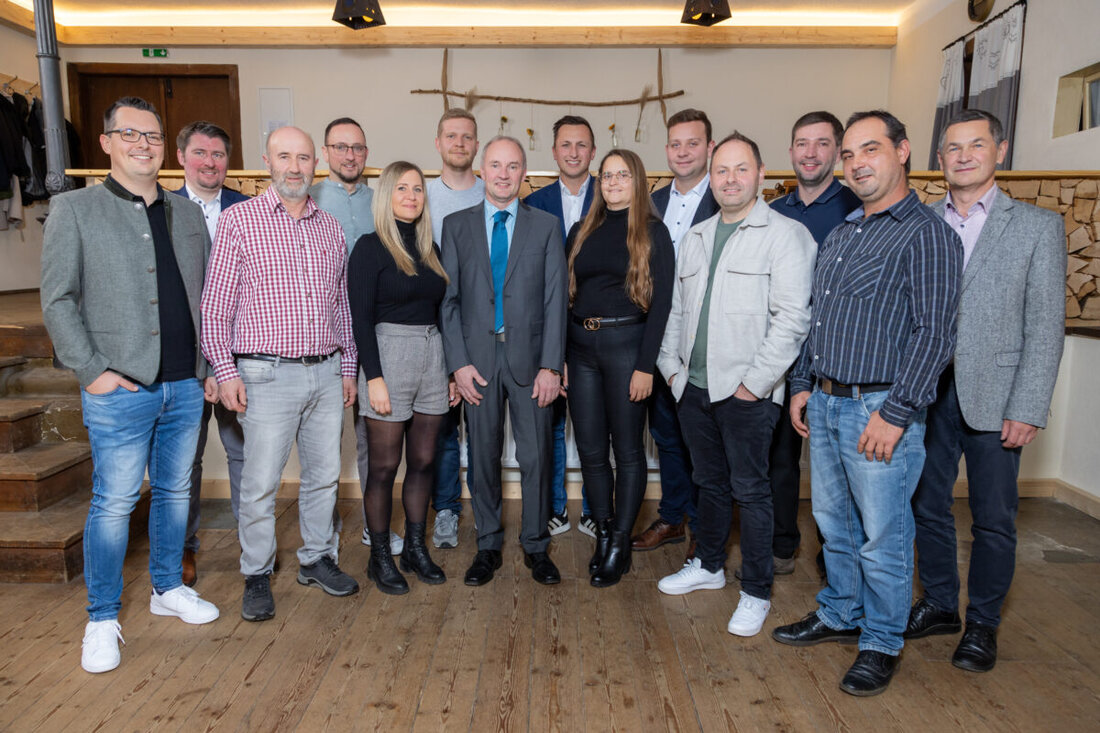 Waldthurn. Die CSU tritt mit einem zwölfköpfigen Team und Bürgermeisterkandidat Georg Bocka zur Kommunalwahl am 8. März 2026 an. Das Programm setzt auf Bildung, Gesundheit, Wirtschaft, solide Finanzen und schnelle Netze.