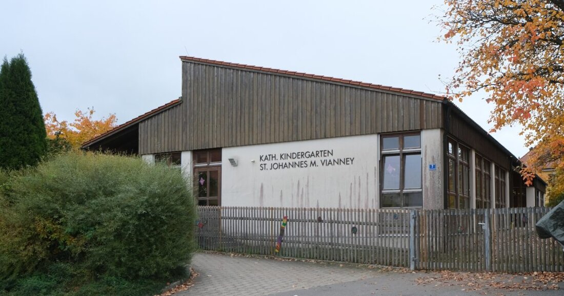 Floß. Die Caritas-Frühjahrs-Sammlung der Pfarrei St. Johannes brachte 1.725 Euro ein. Mit der Kollekte kamen 1.915 Euro zusammen; sie fließen in das Bauprojekt der Kinderkrippe im Kindergarten St. Johannes Maria Vianney.