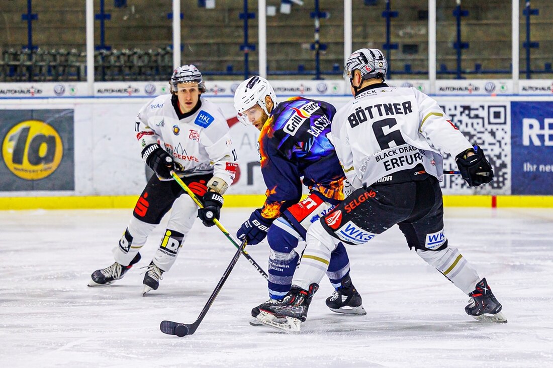 Weiden. Die Blue Devils stellen die ersten Weichen für die neue Saison in der Eishockey-Oberliga Süd.