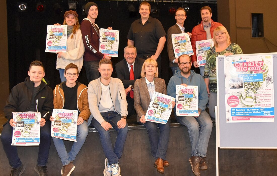 Weiden. Der Charity Gig in Weiden hat sich inzwischen bestens etabliert. Junge Musiker aus Weiden und Umgebung haben bei der Benefizveranstaltung die Gelegenheit sich auch untereinander kennen zu lernen und Bühnenerfahrung [&hellip;]