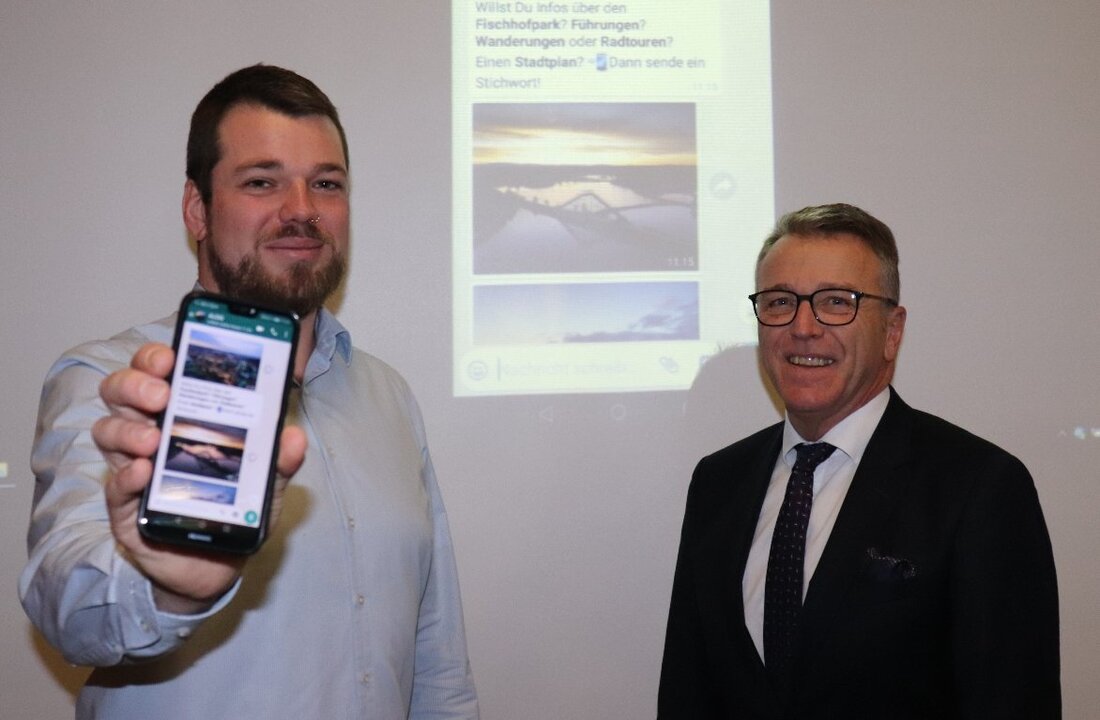 Tirschenreuth. Wo ist ein WC, was ist Zoigl und welche Wanderwege gibt? ALOIS weiß das alles. Der Chatbot (=RoBOTer) der Stadt Tirschenreuth nimmt Urlauber künftig täglich 24 Stunden an die [&hellip;]