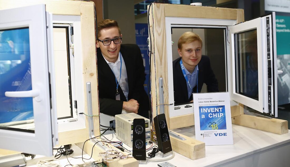 Eschenbach. Der Wettbewerb “Invent a Chip” wird jedes Jahr vom Bundesministerium für Bildung und Forschung (BMBF) in Zusammenarbeit mit dem Technologieverband VDE veranstaltet. Zwei Eschenbacher Gymnasiasten sicherten sich dieses Jahr mit [&hellip;]