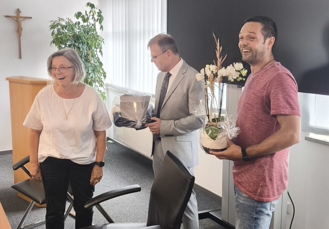 Windischeschenbach. Nach über vier Jahrzehnten im Dienst der Stadtverwaltung Windischeschenbach wurde Christine Wolf zum 1. Juli offiziell in die Ruhephase der Altersteilzeit verabschiedet.