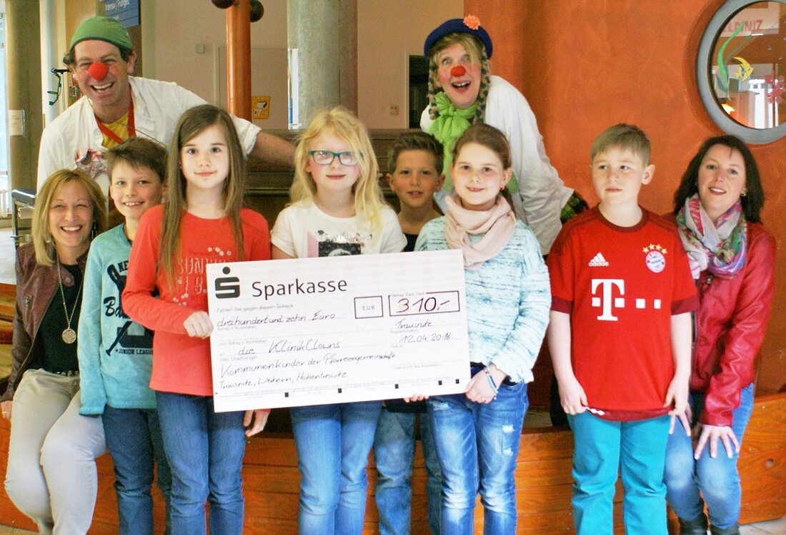 Weiden/Schwandorf. Tolle Geste der diesjährigen Kommunionkinder der Pfarrei-Gemeinschaft Trausnitz, Hohentreswitz und Weihern: Sie verzichteten auf die sonst üblichen Gegengeschenke und beschlossen, sich stattdessen für ihre Altersgenossen in der Kinderklinik Weiden [&hellip;]