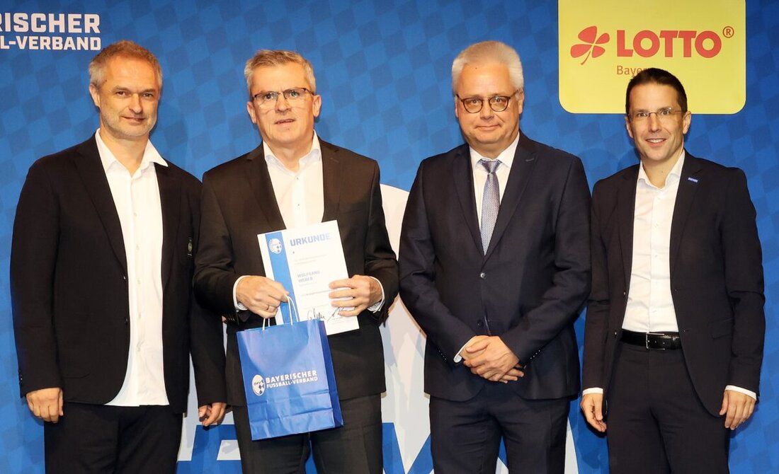 Kemnath/München. Wolfgang Weber, Vorsitzender des SVSW Kemnath, erhält den DFB-Ehrenamtspreis; der BFV ehrt ihn im GOP Varieté-Theater. Er rückt in den DFB-Club 100 auf und erhält 2026 ein Dankeschön-Wochenende.