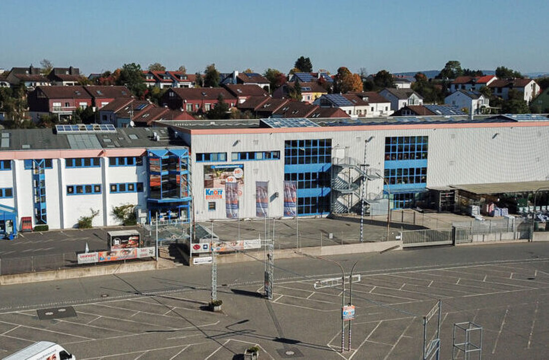  Weiden. Die Rettung von "Eisen Knorr" bedeutet diese Nachricht nicht. Aber Insolvenzverwalter Volker Böhm hat zumindest die Finanzierung einer Transfergesellschaft bis Ende Juli erreicht. Heißt: Die Mitarbeiter müssen sich nun doch nicht bereits zum 1. Februar 2025 arbeitslos melden. 