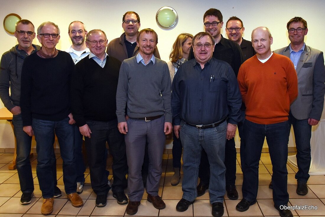 Neustadt/WN. „Der bisherige Motor unseres Vereins, insbesondere was die Mitgliederwerbung anbelangt, Alexander Bach, ist nicht mehr. Sein Verlust kann nur durch eine gemeinsame Anstrengung aller Verantwortlichen annähernd kompensiert werden“, sagte [&hellip;]