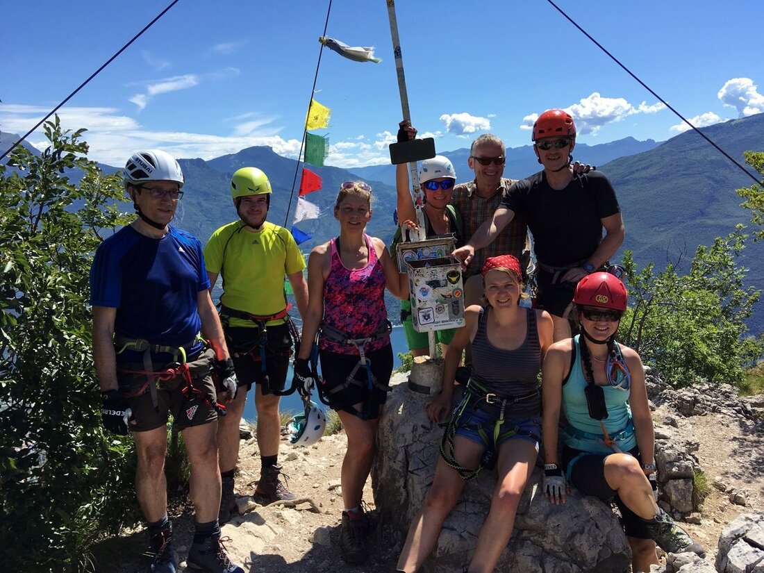 Neustadt/WN. Auf reges Interesse bei den Bergsportbegeisterten stieß der Klettersteigkurs der DJK-Skiabteilung für Anfänger und Fortgeschrittene. Der ursprünglich in den Ötztaler Alpen geplante, wahlweise zwei oder viertägige Kurs, musste zwar [&hellip;]