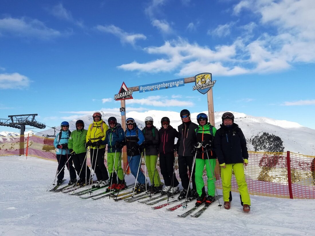 Neustadt/WN. Die erste Saisonaktivität führte die DJK-Skiabteilung für drei Tage an den Hintertuxer Gletscher und in das Skigebiet Rastkogel, Penken, Eggalm im Zillertal. Bei guten Schneebedingungen und herrlichem, aber kalten [&hellip;]