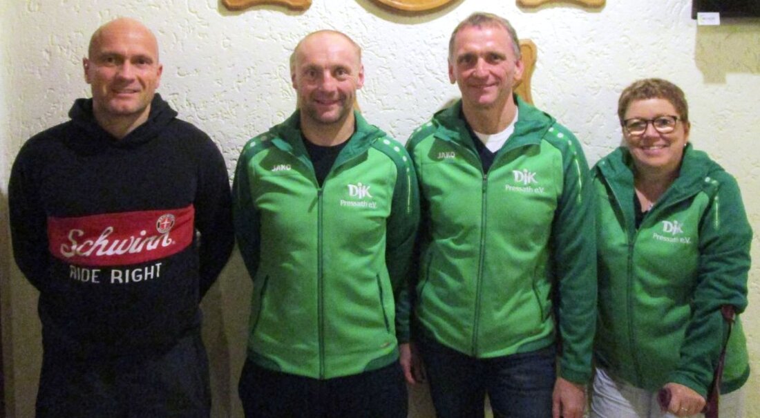 Pressath. Ein Fitnesstrainer brachte die Pressather ganz schön ins Schwitzen. Dabei hatten es sich die Instruktoren der DJK Pressath genau das gewünscht.  Über den eigenen Tellerrand schauen – das war [&hellip;]