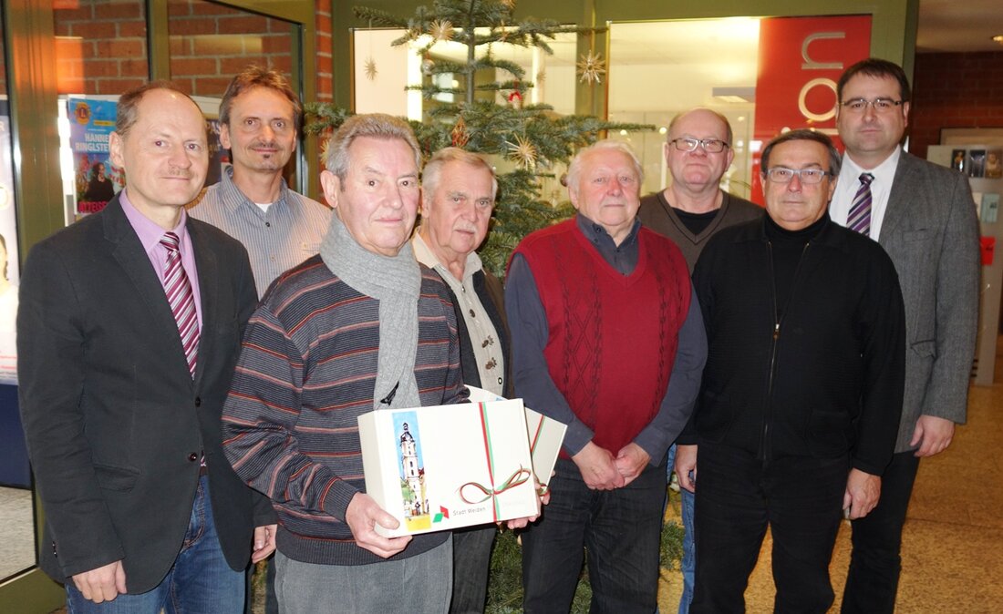 Weiden. Nachdem Josef Mages und Josef Hoffmann aus gesundheitlichen Gründen aus dem Amt schieden, wurden nun Werner Mayer und Kurt Mekelburg als neue Feldgeschworene bestellt. In der Sitzung des Hauptverwaltungs-, [&hellip;]