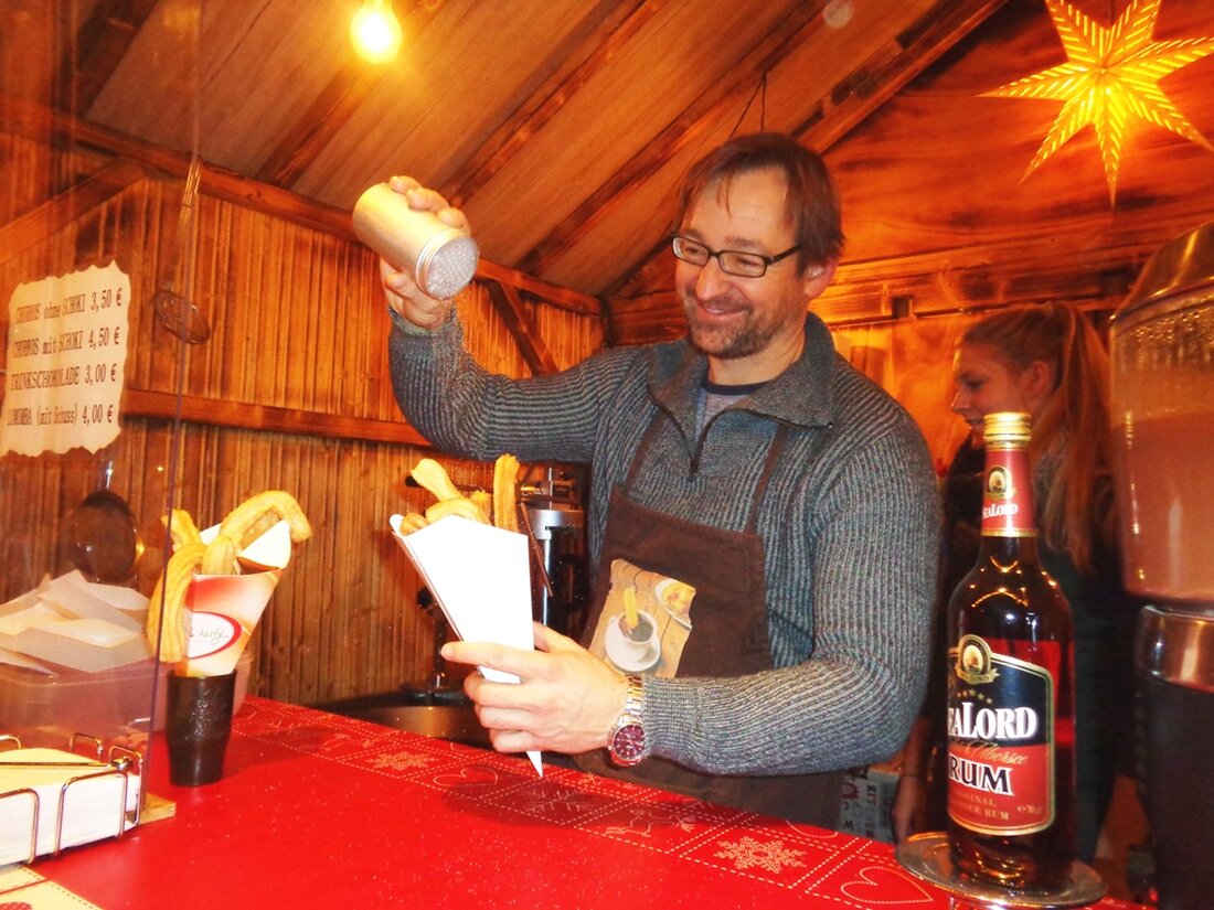 Windischeschenbach/Regensburg. Unsere Fan-Star Reporter Sandra und Peter Gattaut machten sich kürzlich auf den Weg „Dahoam is Dahoam“ Darsteller Holger Matthias Wilhelm in seiner Heimatstadt Regensburg zu besuchen. Der Gregor Brunner aus [&hellip;]