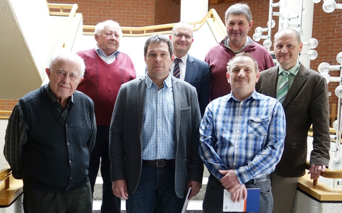 Weiden. In der letzten Sitzung des Hauptverwaltungs-, Umwelt- und Energiewendeausschusses wurden Karl Schätzler und Markus Pausch als neue Feldgeschworene bestellt. Sie ersetzen die aus gesundheitlichen Gründen ausgeschiedenen Feldgeschworenen Anton Wild [&hellip;]