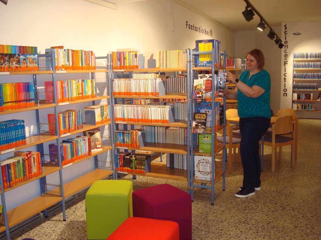 Mitterteich. Mehr als 17.000 Bücher und Zeitschriften stehen in der neuen Stadtbücherei zur Ausleihe zur Verfügung. Mehrere Wochen hat der Umzug vom alten Rathaus an den neuen Standplatz am Unteren [&hellip;]