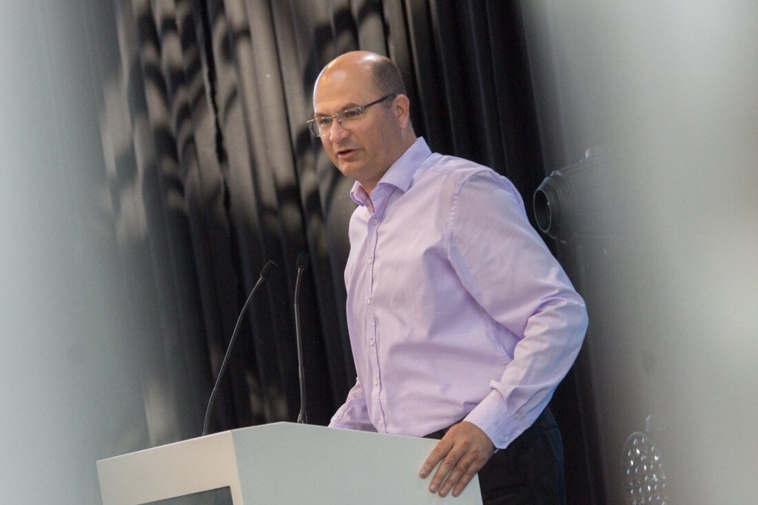 Nordoberpfalz. HomeOffice, Ausgangsbeschränkungen, digitaler Unterricht: Die Corona-Krise zeigt, wie wichtig der Ausbau digitaler Infrastruktur ist. Wie gut, dass Fördergelder dafür zugesagt werden.  Über 4,12 Millionen Euro Förderung soll die Oberpfalz [&hellip;]