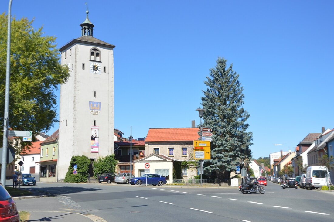 Tirschenreuth. Bürgermeister Franz Stahl veröffentlicht die Zahl der mit Covid-19 infizierten Tirschenreuther, um, wie er sagt, Transparenz zu schaffen.  Mit Stand 8. Mai 2020, 14 Uhr gab es in der [&hellip;]