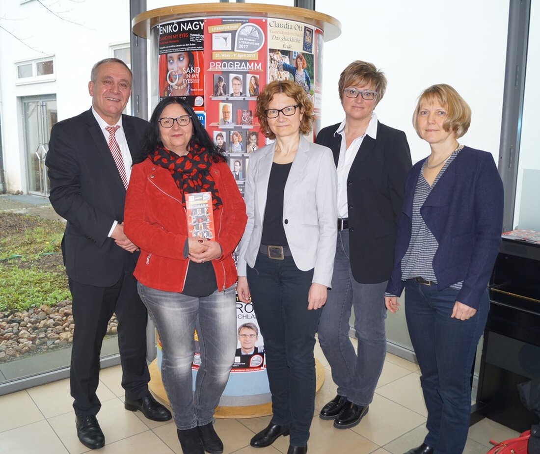 Weiden. Weiden verwandelt sich vom 31. März bis zum 9. April wieder in eine Hochburg für Literatur. Denn dann finden zum 32. Mal die Literaturtage statt. Euch erwarten zahlreiche Vorlesungen, eine [&hellip;]