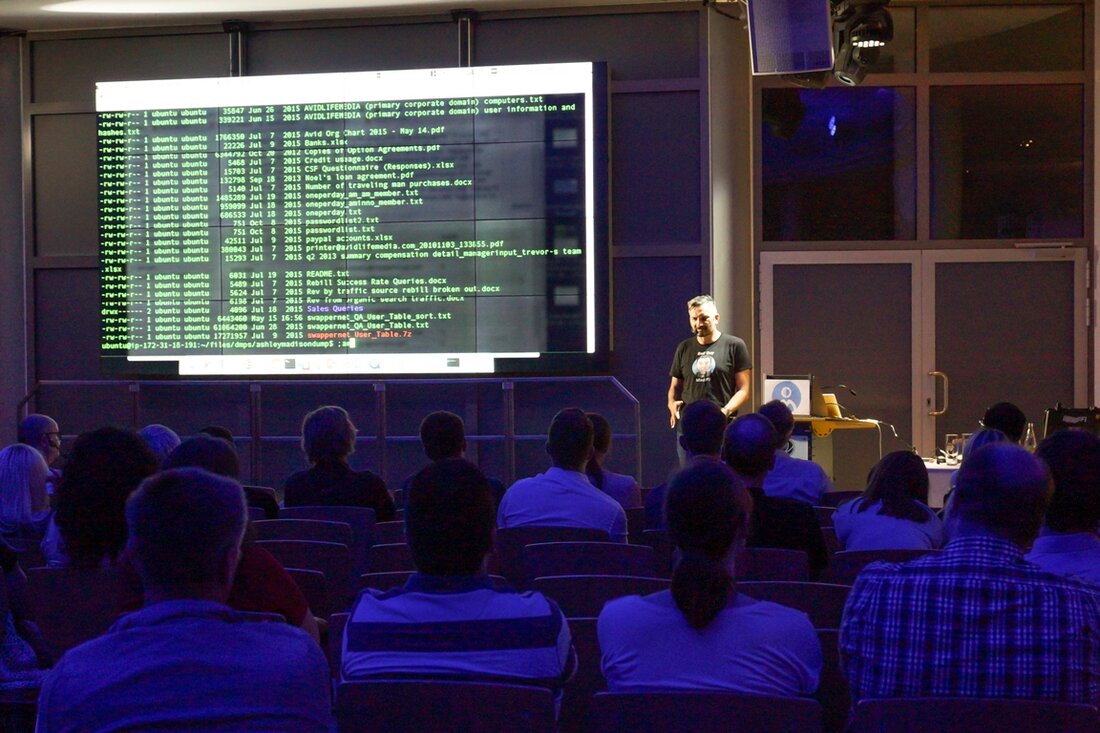 Weiherhammer. Wie verändert die Digitalisierung die Arbeitswelt? Wie können sich oberpfälzer Unternehmen darauf einstellen – und wann wird es selbstfahrende Autos auf deutschen Straßen geben? Beim Meet Digitals-Event gingen rund [&hellip;]