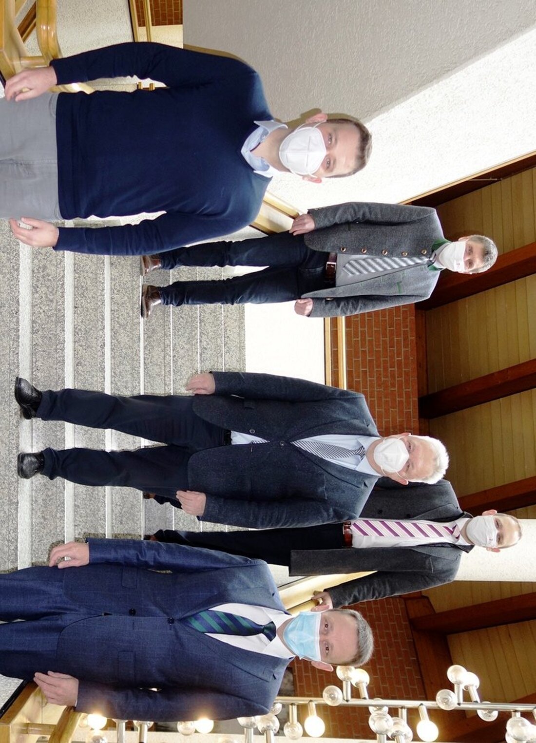 Weiden. Das Gewerbegebiet Weiden Mitte soll Glasfaseranschlüsse bis ins Haus bekommen. Das teilten Enrico Delfino, Regionalmanager und Josef Markl, Key Manager Breitbandausbau der Deutschen Telekom bei einem Besuch bei Oberbürgermeister [&hellip;]