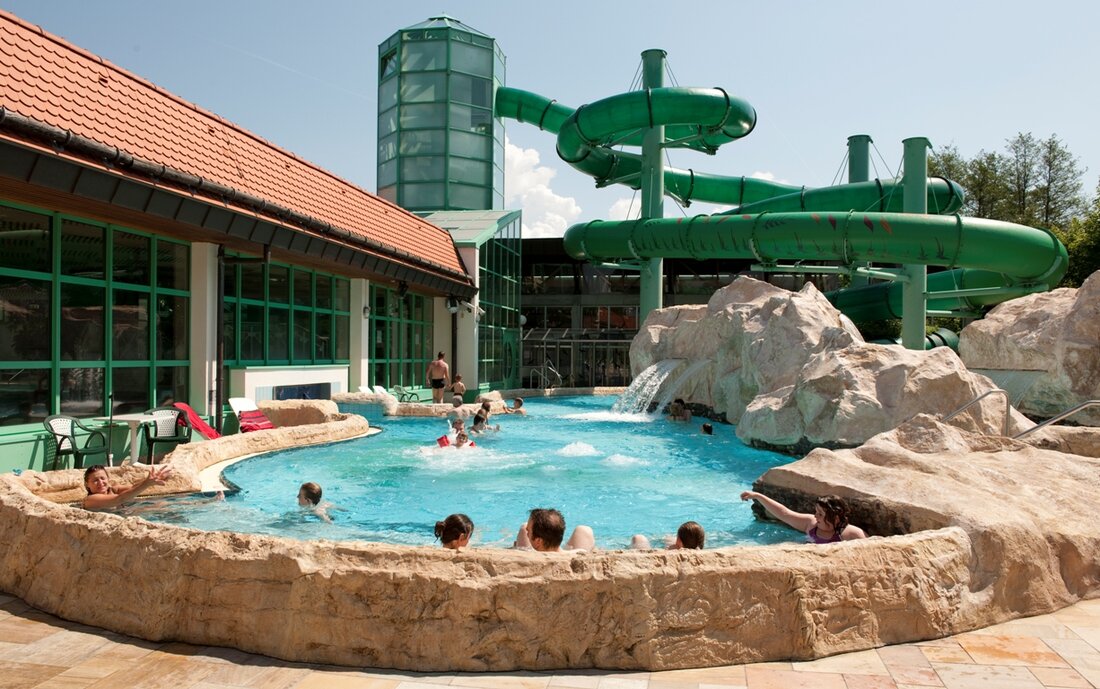 Weiden. Der Behindertenaufzug in der Weidener Thermenwelt war in letzter Zeit äußerst störanfällig. Das soll sich aber baldmöglichst ändern, wie die Stadtwerke Weiden mitteilen.  Schon mehrere Nachfragen habe es wegen [&hellip;]