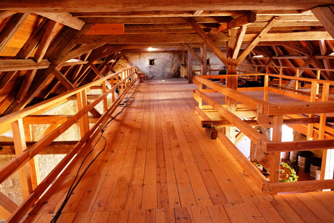 Speinshart. Eine spätmittelalterliche Scheune wurde für 800.000 Euro zum Event-Stadel restauriert. Das Gebäude öffnet zum Denkmaltag am 14. September ab 9 Uhr mit Führungen, Kaffee und Grillspezialitäten.