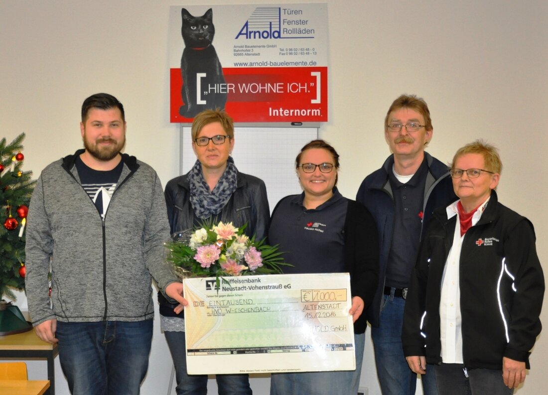 Windischeschenbach. Während der Adventszeit überraschte die Firma Arnold Bauelemente GmbH aus Altenstadt/WN die BRK Bereitschaft – Helfer vor Ort Windischeschenbach mit einen nicht erwarteten vorweihnachtlichen Geschenk. Der Geschäftsführung des Unternehmens war [&hellip;]