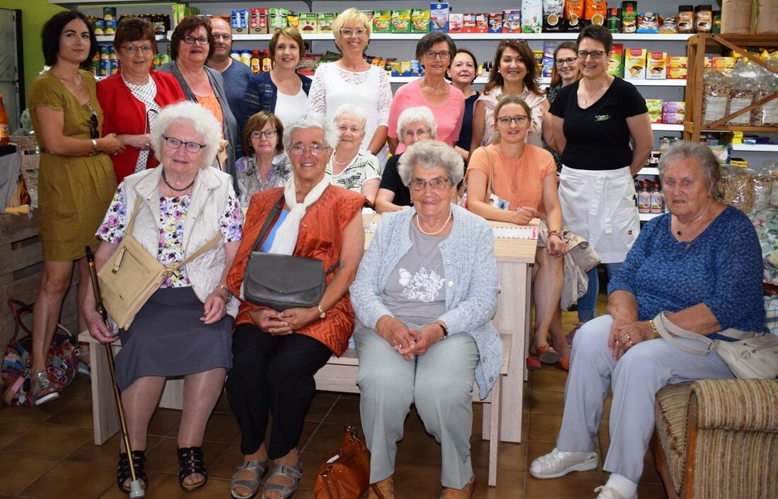 Irchenrieth. Zu einem politischen Weißwurstfrühschoppen im Dorfladen Irchenrieth hatten Landtagsabgeordnete Annette Karl und die Oberpfälzer Arbeitsgemeinschaft sozialdemokratischer Frauen (AsF) gemeinsam mit dem SPD Ortsverein Irchenrieth eingeladen. Inhaberin Rita Spranger stellte zuvor [&hellip;]