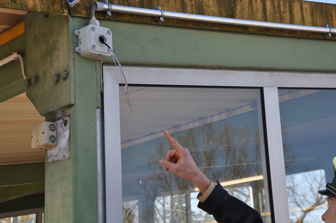 Weiden. Erst kürzlich gab es am Flutkanal an der Friedrich-Eberth-Straße einen polizeilichen Großeinsatz. Ein Junge (16) hatte Überwachungskameras eines Parkhauses abgetreten und später im Kanal versenkt. Taucher mussten die Kameras wieder [&hellip;]