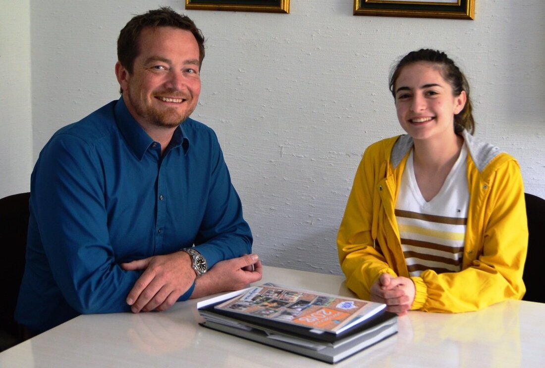 Kirchenthumbach. An einer amerikanischen High School lernen, Teil einer Gastfamilie werden und neue Freundschaften schließen: Darauf freut sich die 16-jährige Alisa Eller aus Kirchenthumbach. Im Februar wählte der SPD-Bundestagsabgeordnete Uli [&hellip;]