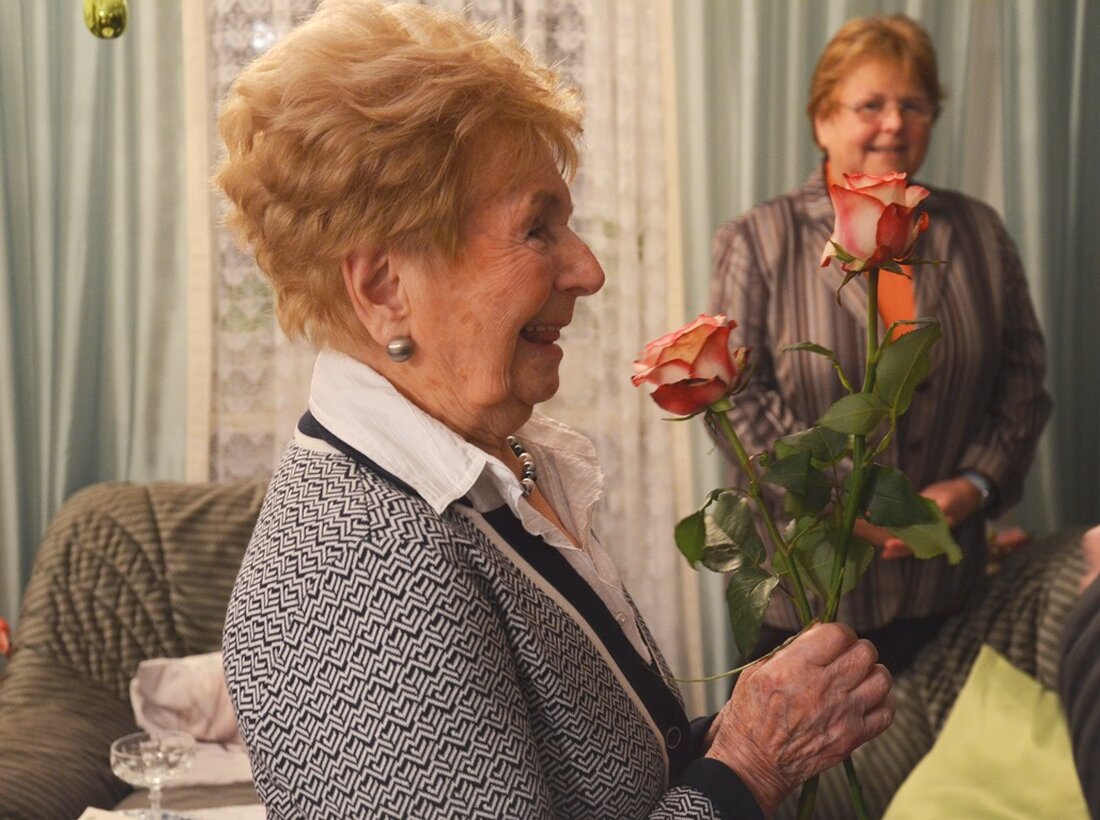 Altenstadt/WN. Bei so einem besonderen Anlass schaut Landrat Andreas Meier schon mal persönlich vorbei: Stefanie Ulbrich aus Altenstadt feierte gestern ihren 90. Geburtstag. Schon lange hat sie sich der CSU [&hellip;]