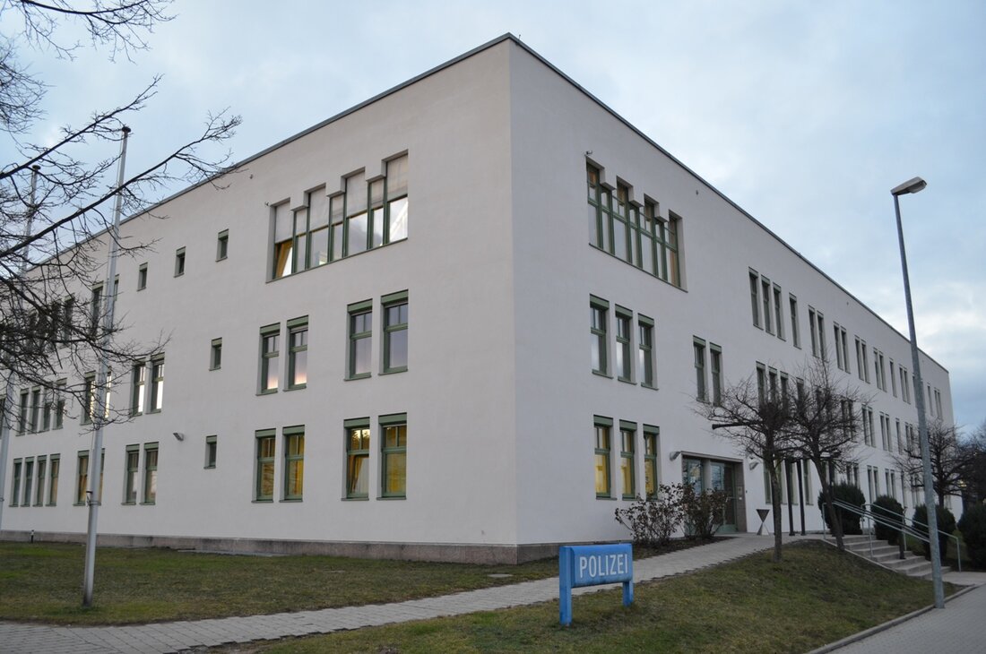 Weiden. Einen Rettungseinsatz hat gestern eine Weidenerin (54) ausgelöst. Für sie wird das Ganze aber noch ein Nachspiel haben.  “Tipota, Nichts, Nada, Niente, Nothing, Rien, Nix!”, so fasst es ein [&hellip;]