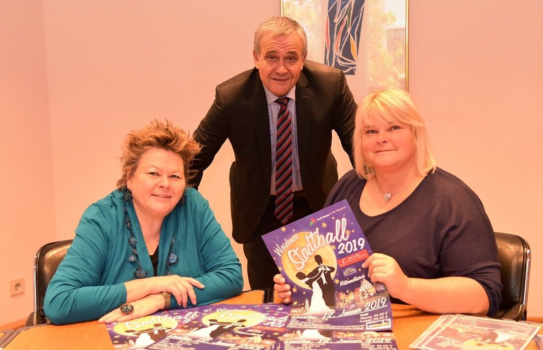 Weiden. „Der Höhepunkt der Weidener Ballsaison 2019, das Muss für alle Tanz- und Ballbegeisterten, für alle, die das Besondere lieben. Ein Genuss für alle Sinne. Extravagante Atmosphäre, atemberaubende Einlagen, Musik [&hellip;]