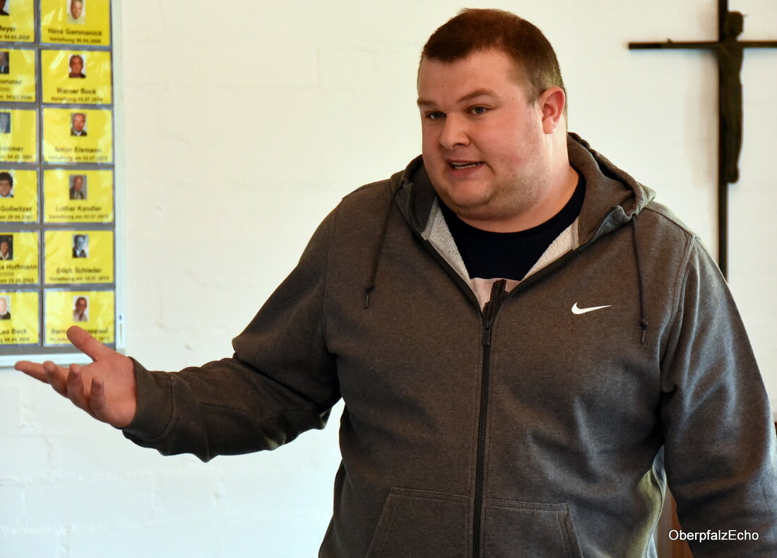 Floß. „Es soll kein Prunkbau, sondern ein Zweckbau werden“, sagte Feuerwehrkommandant Felix Müller bei der Vorstellung der Pläne für ein neues Feuerwehrhaus in der Bauausschusssitzung. Einen Neubau brauche es aber [&hellip;]