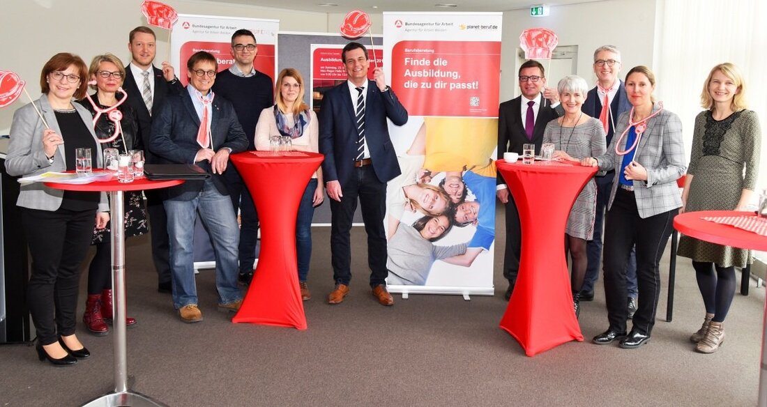 Weiden. Am Samstag, 23. März, lädt die Agentur für Arbeit Weiden zur Ausbildungsmesse in die Max-Reger-Halle ein, die in diesem Jahr das Motto „Entdecke deinen Traumjob“ trägt. Von Jürgen Wilke [&hellip;]