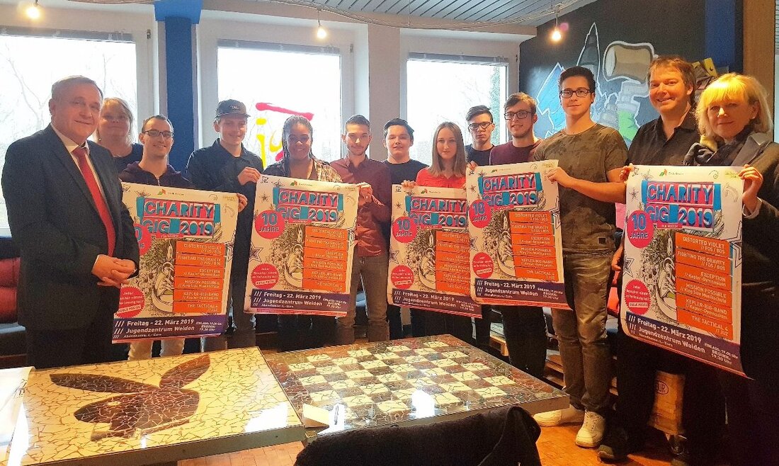 Weiden. Der Charity-Gig in Weiden begeht sein zehnjähriges Jubiläum. Am Freitag dem 23. März geht im Jugendzentrum die traditionelle Benefizveranstaltung unter der Schirmherrschaft von OB-Gattin Maria Seggewiß über die Bühne. [&hellip;]