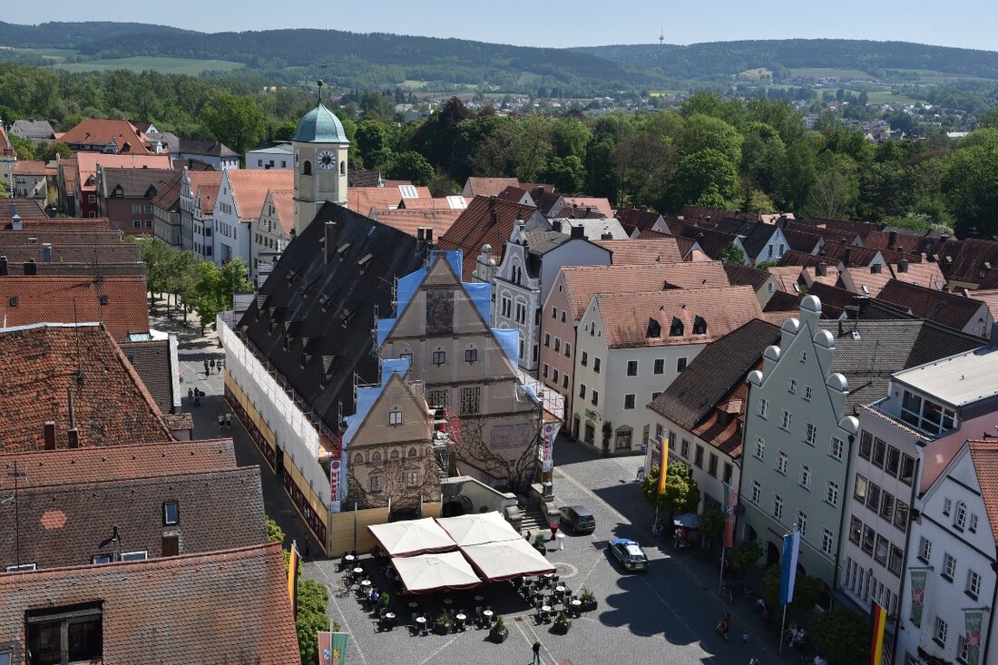 Weiden. Das Alte Rathaus in Weiden hat schon ganze 472 Jahre (wir hoffen, wir haben richtig gerechnet) auf dem Buckel. Vier Mal wurde es schon umgebaut. Jetzt wird es wieder [&hellip;]