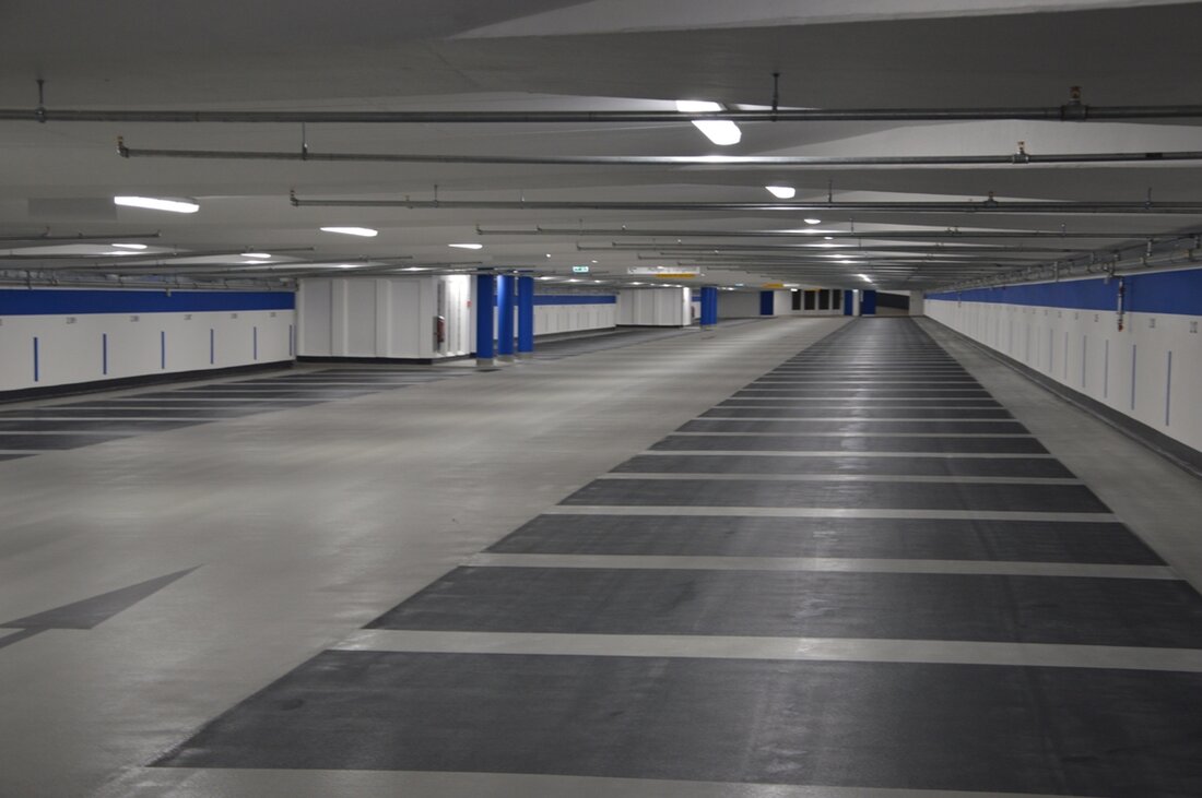 Weiden. Eingesperrt in der Tiefgarage? Eine Frau (70) wollte eine Weidenerin (63) nicht aus der Tiefgarage lassen und versperrte ihr den Weg. Warum weiß wohl nur die 70-Jährige selbst. Die [&hellip;]