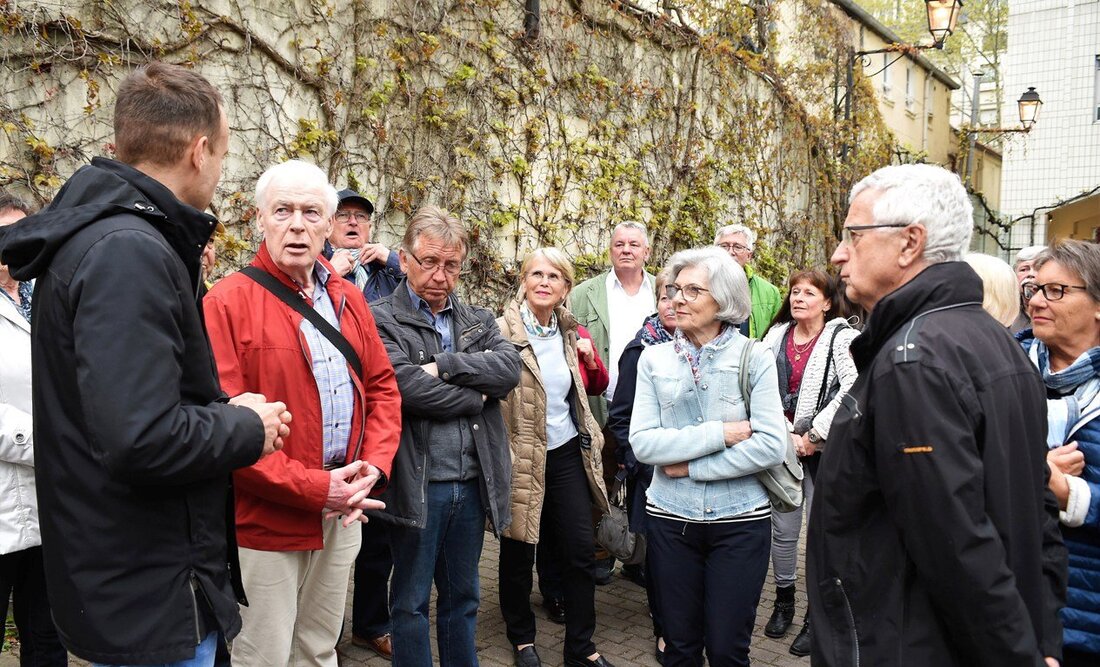 Weiden. Begegnungen mit den Bürgern. Dieses Ziel hatte sich der Verein Weidener Städtepartnerschaften im 65. Jahr der Städtepartnerschaft zwischen Issy-les-Moulineaux und Weiden vorgenommen und tatsächlich mit Leben erfüllt. Eine 45-köpfige [&hellip;]