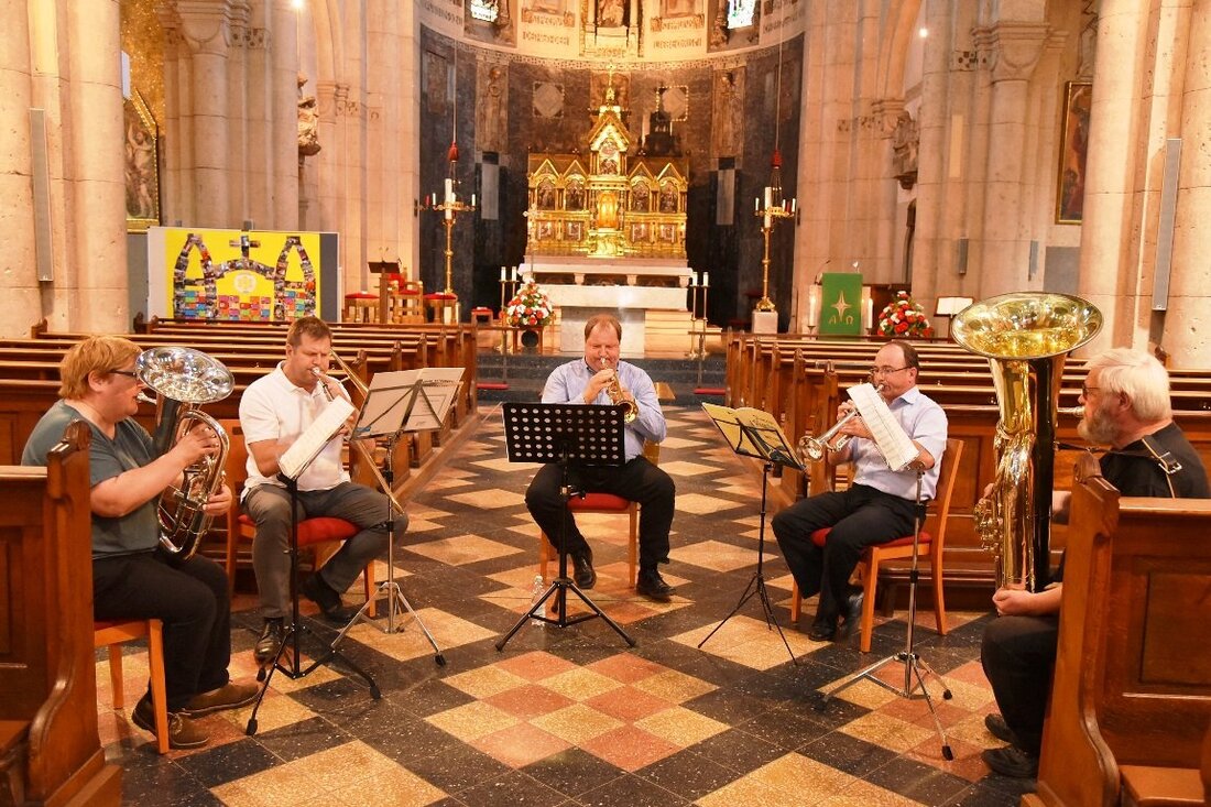 Weiden. Das Bläserquintett St. Elisabeth eröffnete in der Stadtpfarrkirche St. Josef in Weiden die Saison samstagmittäglichen Konzerte, die als „Matineen“ im Sommer 1996 vom „Förderkreis für Kirchenmusik St. Josef“ organisiert [&hellip;]
