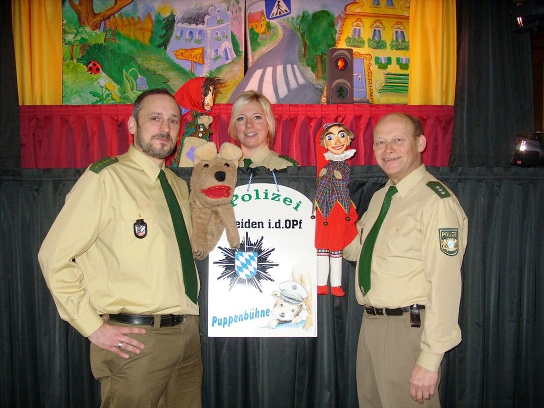 Weiden. Viele Kinder haben dem Kasperl bereits geholfen sich aus den Fängen der bösen Hexe Wackelzahn zu befreien und noch mehr werden folgen. Schließlich braucht der kleine Mann jede Menge [&hellip;]