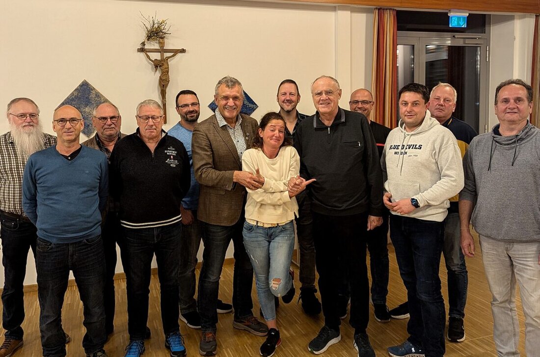 Weiden. Der Dartclub Waldrast e.V. wurde als neuer Verein in das Vereinskartell Weiden-West aufgenommen, damit sind nun alle Vereine des Westens unter einem Dach organisiert.