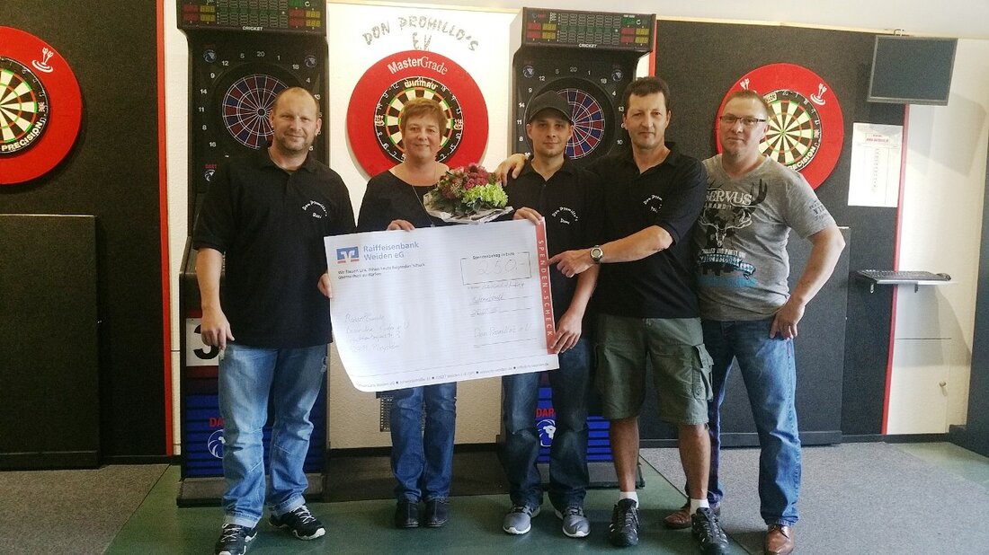 Rothenstadt. Beim Benefiz-Mannschaftsturnier des Dartvereins “Don Promillo’s e.V.” flogen die Pfeile für einen guten Zweck. Insgesamt zehn Mannschaften beteiligten sich und trafen zielsicher ins Schwarze.  Der Dartverein “Don Promillo’s e.V.” [&hellip;]