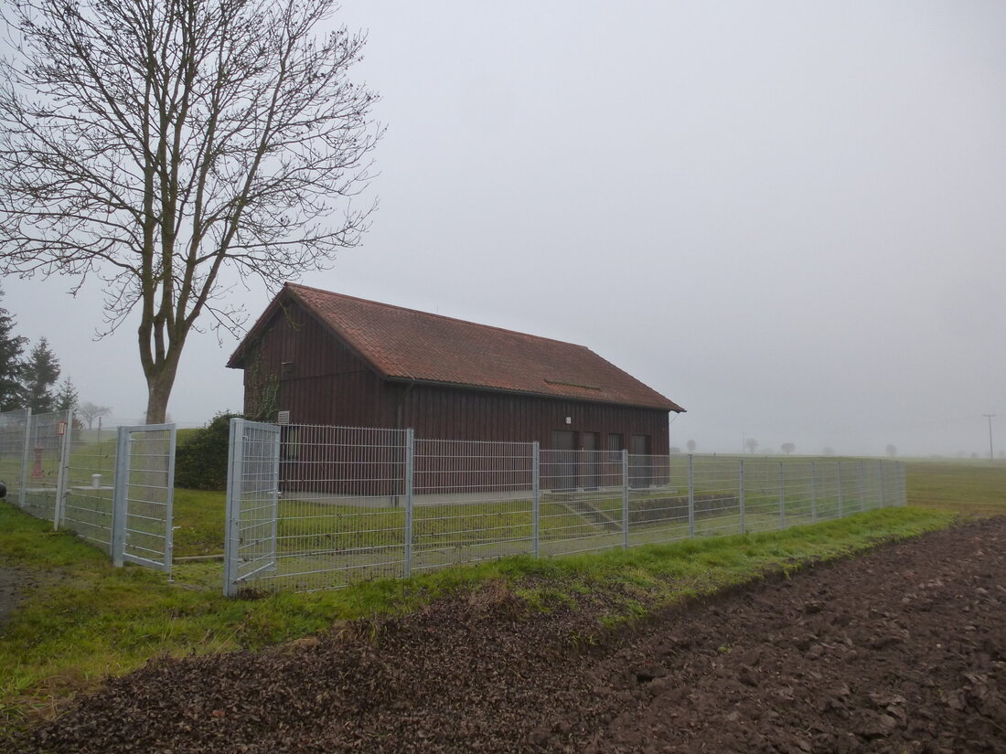 Kaltenbrunn/Mantel/Weiherhammer. „Wir arbeiten mit Hochdruck an der Ursachenforschung. Dazu wird ein Spezialteam aus München erwartet“ lässt Zweckverbandsvorsitzender Bürgermeister Richard Kammerer auf Anfrage wissen. Zugleich bittet er die Bewohner von Mantel, [&hellip;]