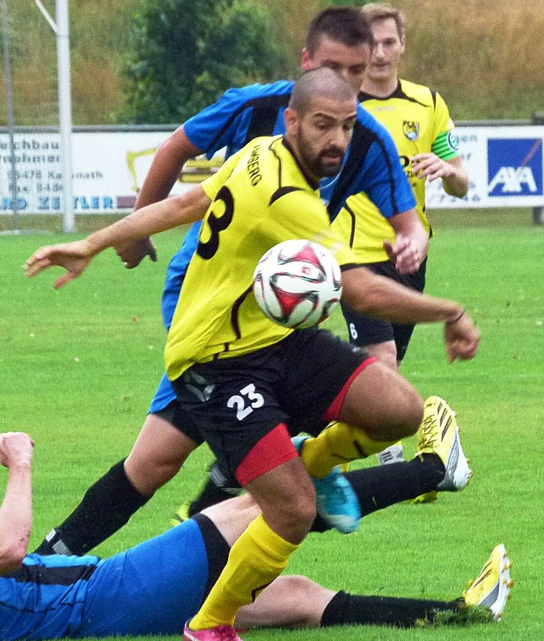 Amberg. Der FC Amberg kann das Oberpfalz-Derby gegen die SpVgg SV Weiden mit einem Endstand von 3:2 (1:2) für sich entscheiden. Matchwinner ist der zur Pause eingewechselte Doppeltorschütze des FC [&hellip;]